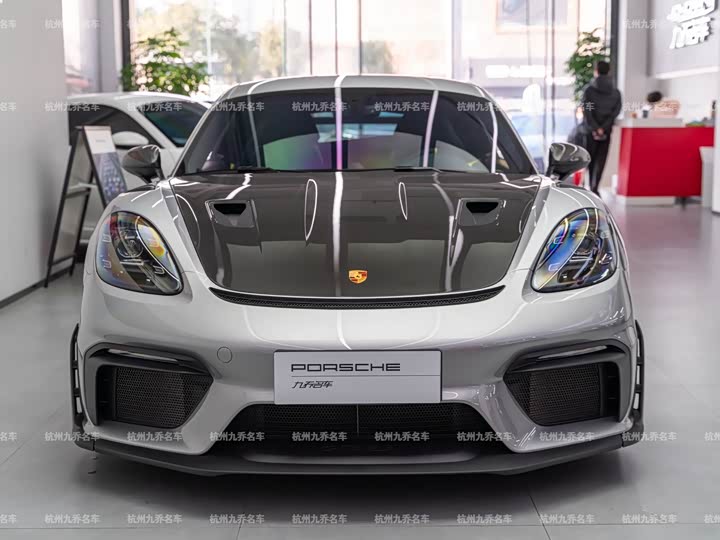 Porsche 718 Cayman GT4 RS