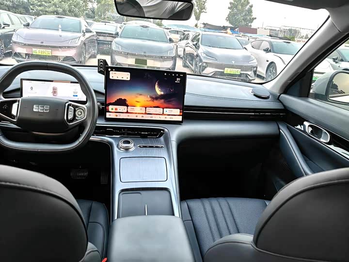 Geely Galaxy E5