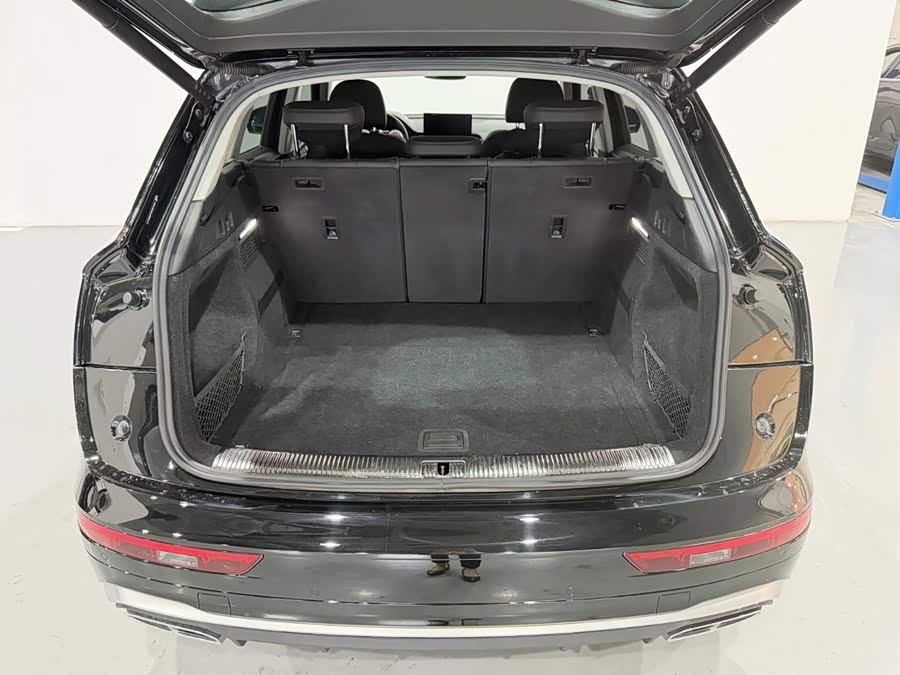 Audi Q5L 40 TFSI Style Sport