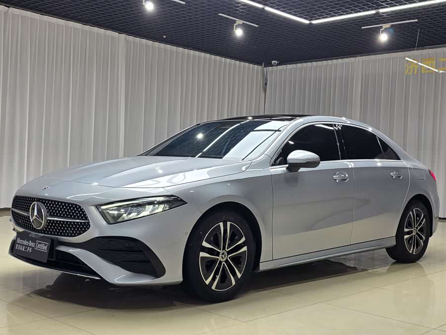 Mercedes-Benz A-Class 2024 A 200 L Dynamic