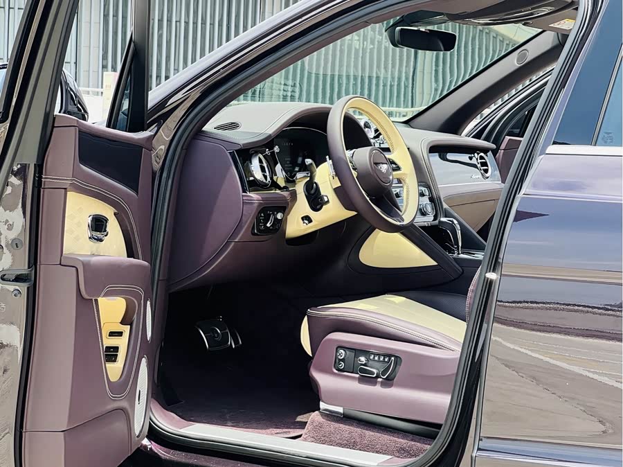 Bentley Bentayga
