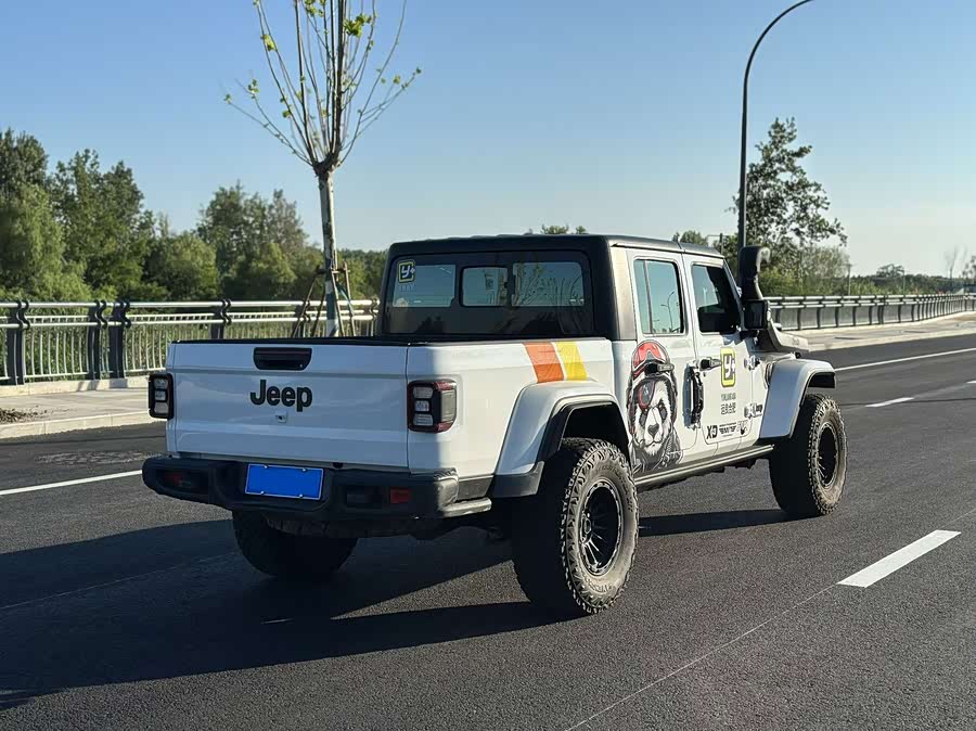 Jeep Gladiator