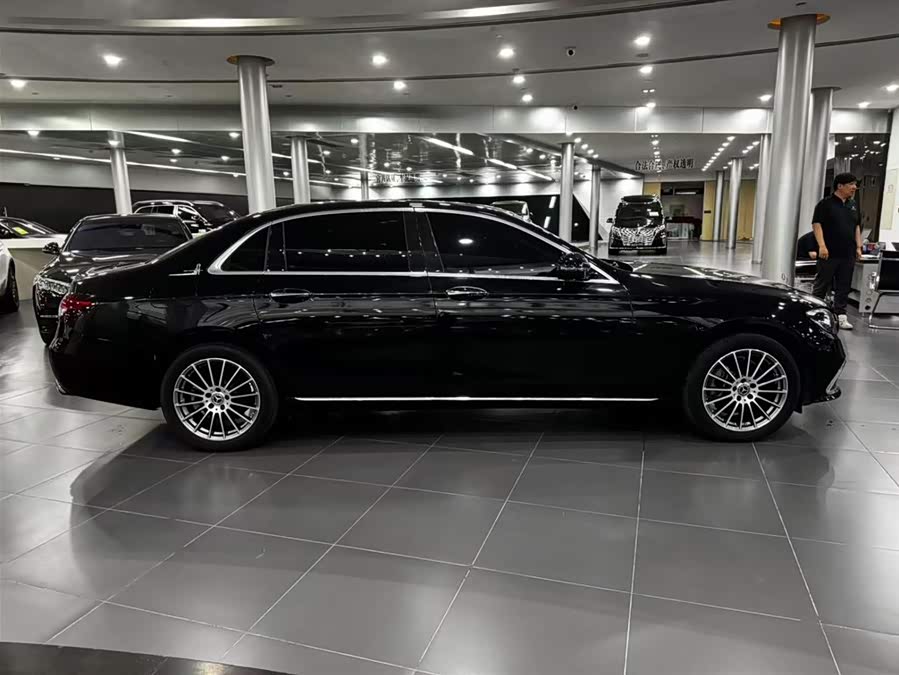 Mercedes-Benz E-Class E 260 L