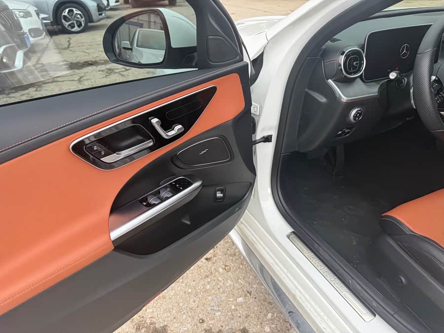 Mercedes-Benz C-Class (facelift) C 200 L Sport