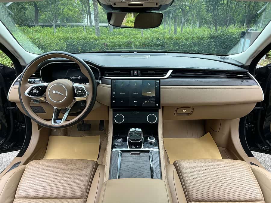 Land Rover Jaguar XFL