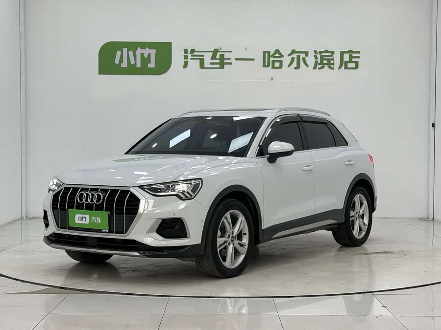 Audi Q3 35 TFSI Fashion Zhiya