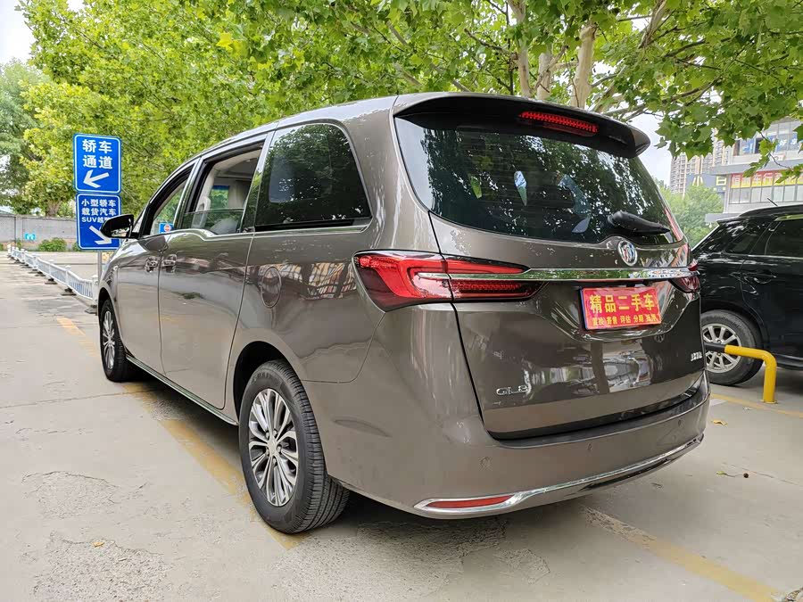 Buick GL8