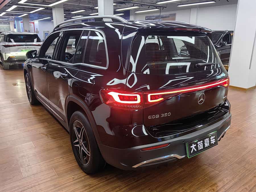 Mercedes-Benz EQB 350 4MATIC Launch Edition