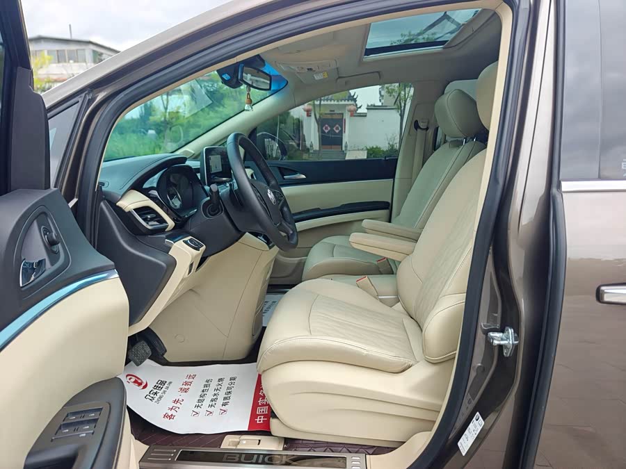 Buick GL8