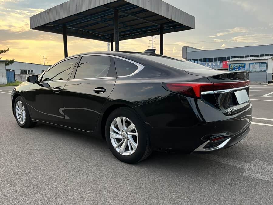 Buick La Crosse