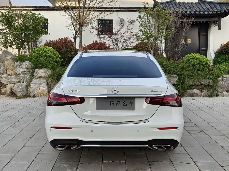 Mercedes-Benz E-Class 2023 E 300 L спортивно-люксовая