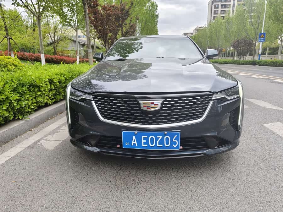 Cadillac CT4 28T Luxury