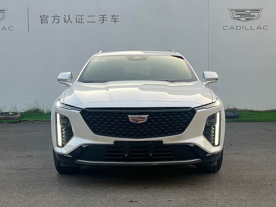 Cadillac GT4 25T Luxury