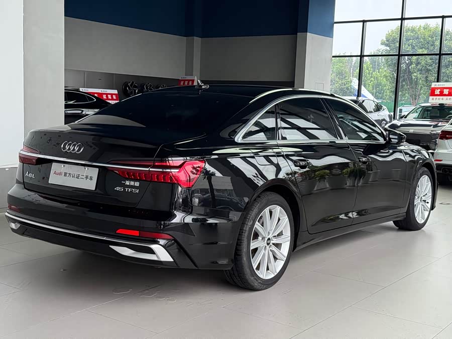 Audi A6L 40 TFSI Luxury Dynamic
