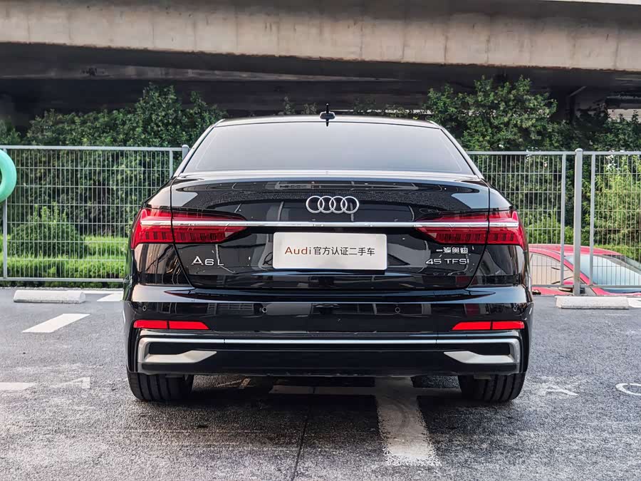 Audi A6L 40 TFSI Luxury Dynamic
