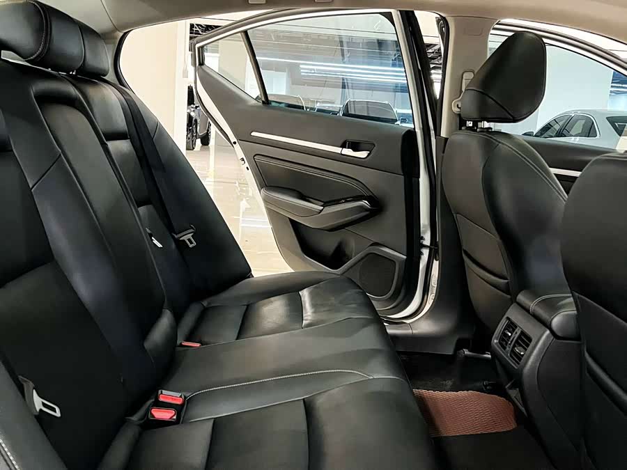 Nissan Teana 2.0 XL Comfort