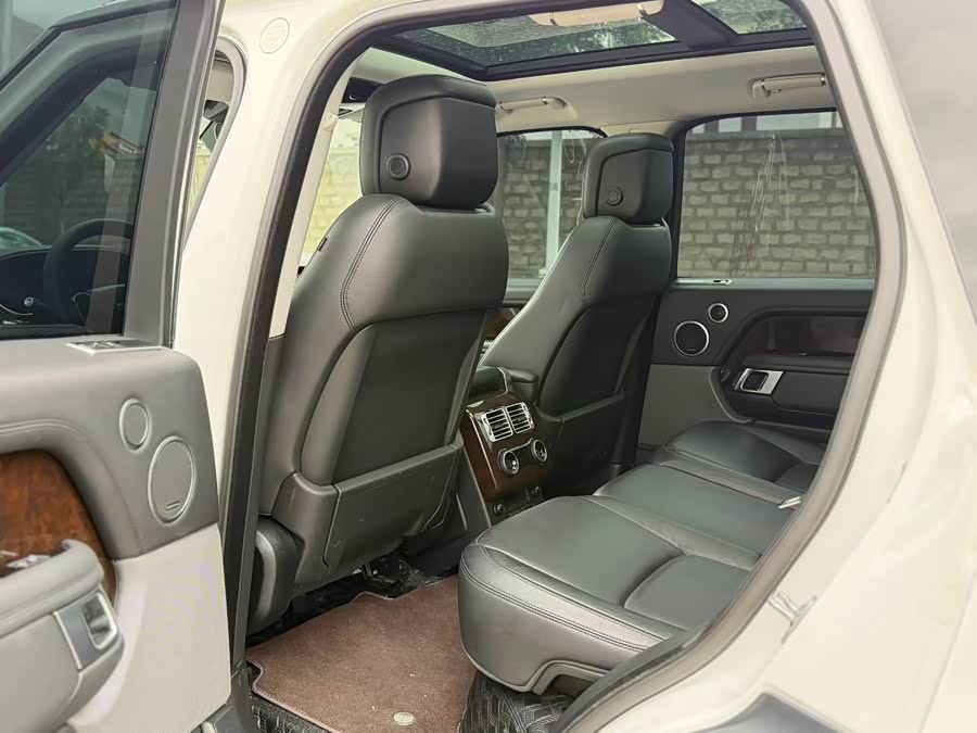 Land Rover 3.0 L6