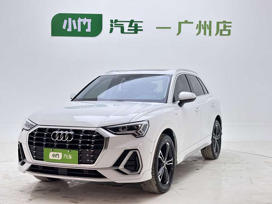 Audi Q3 35 TFSI Fashion Zhiya