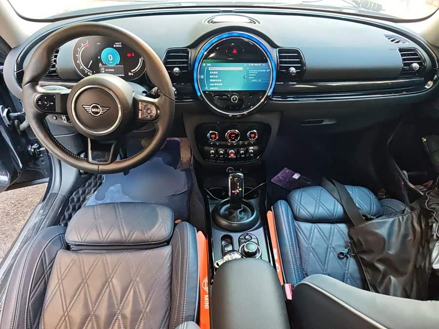 MINI CLUBMAN 2022