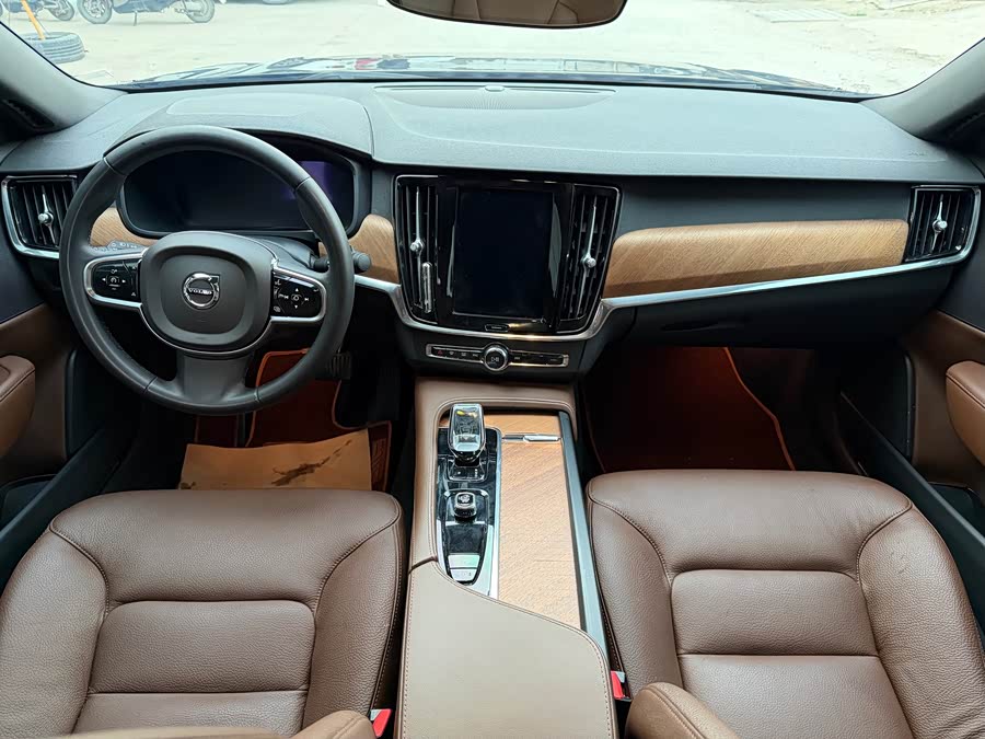 Volvo S90 B5 Zhiyuan Luxury