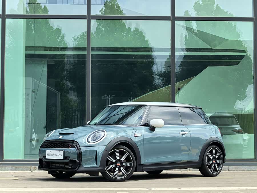 MINI 2023