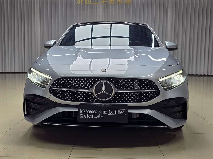 Mercedes-Benz A-Class 2024 A 200 L Dynamic