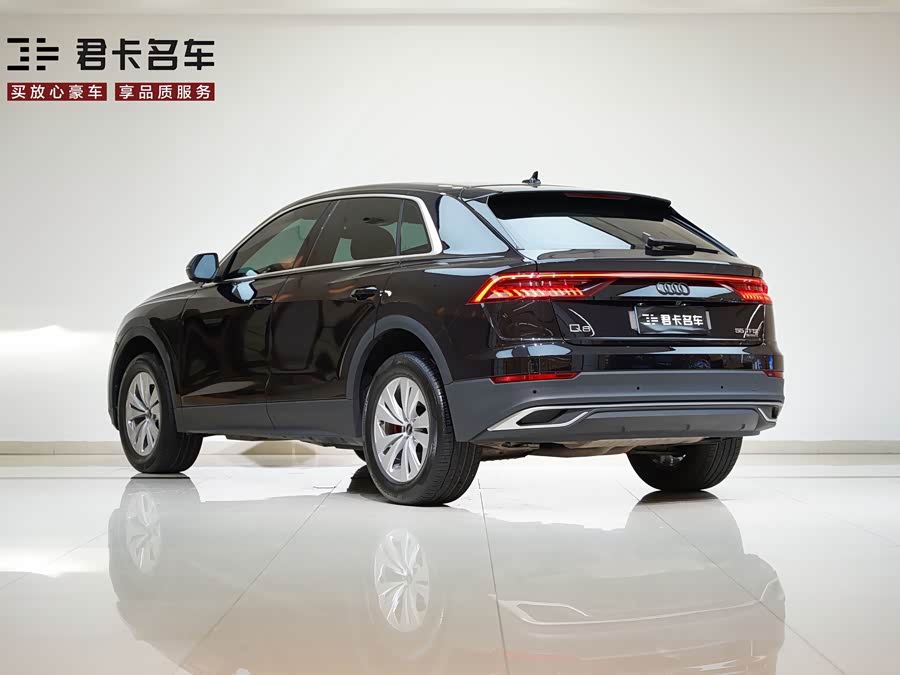 Audi Q8 55 TFSI Premium Dynamic