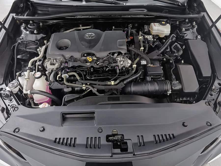Toyota Camry 2021 Гибрид 2.5HG Luxury