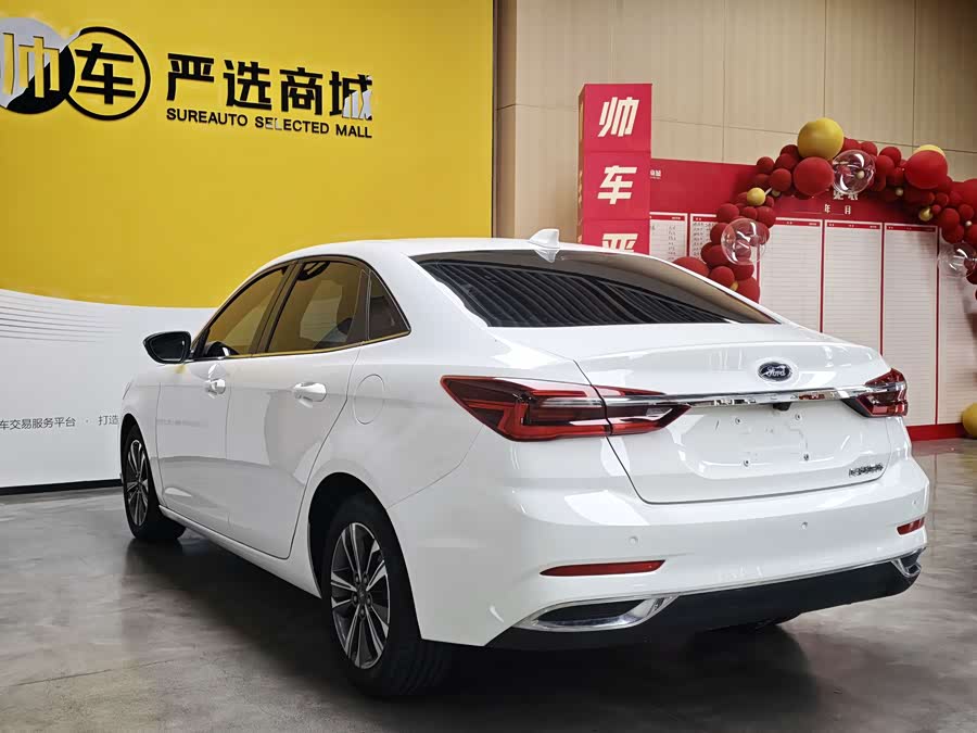 Ford Escort 2021