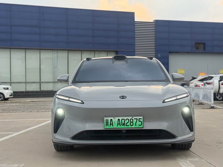 Nio ET5T