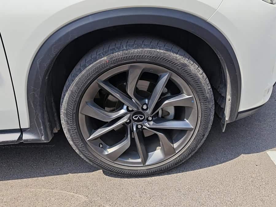 Infiniti QX50 2022