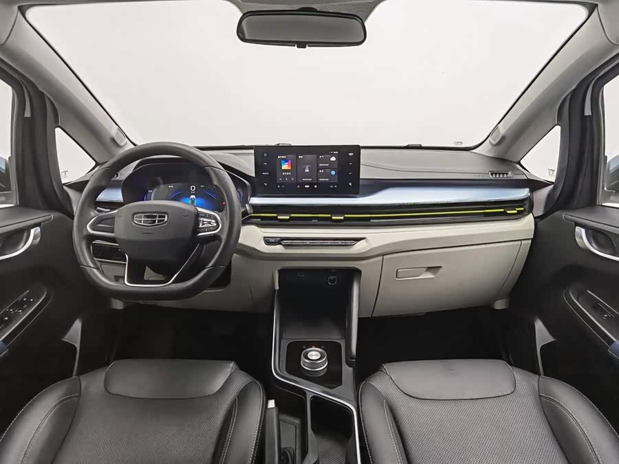 Geely EX3 Kung Fu Niu Jianqiang Niuniu