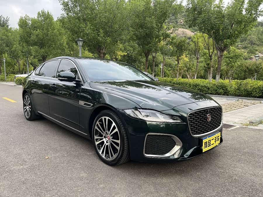 Land Rover Jaguar XFL