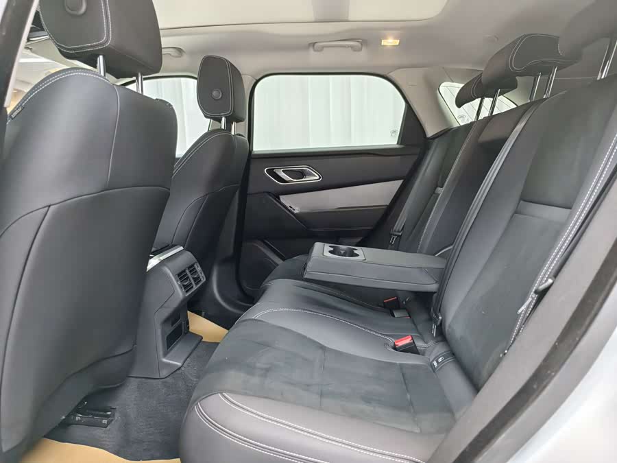 Land Rover Velar Dynamic SE