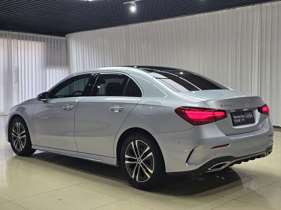Mercedes-Benz A-Class 2024 A 200 L Dynamic