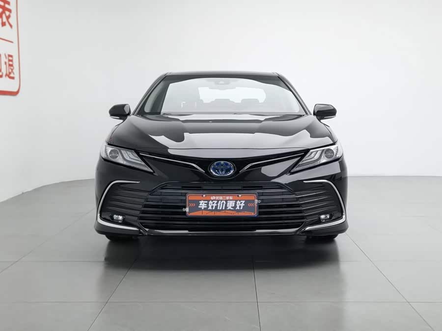 Toyota Camry 2021 Гибрид 2.5HG Luxury