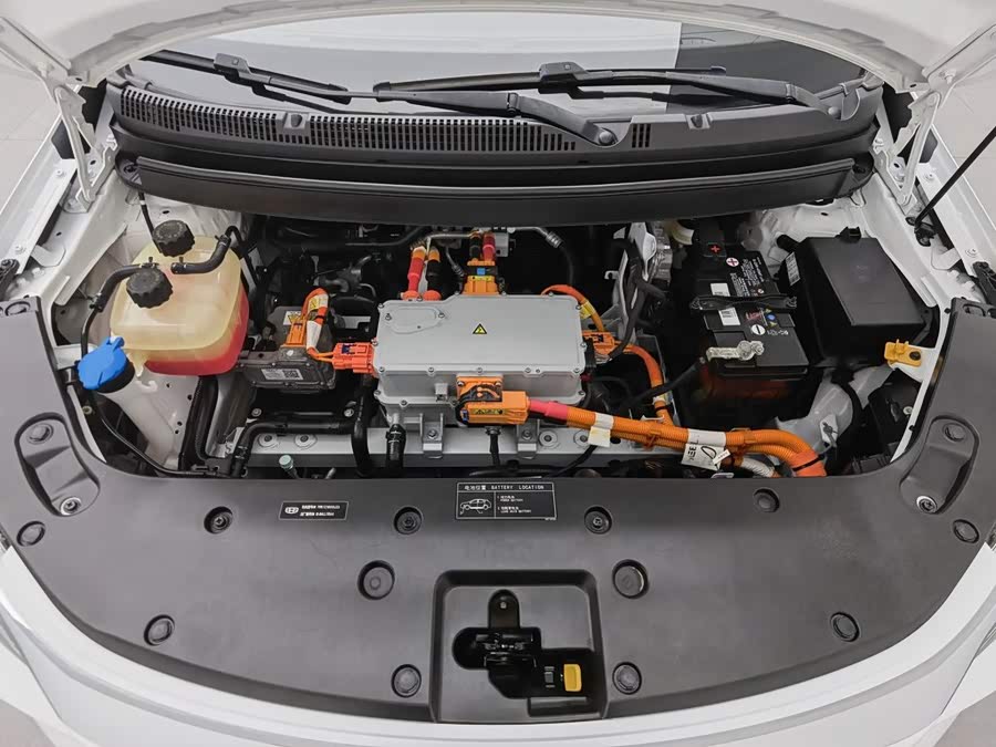 Geely EX3 Kung Fu Niu Jianqiang Niuniu