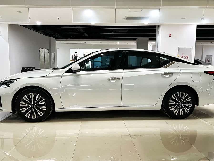 Nissan Teana 2.0 XL Comfort