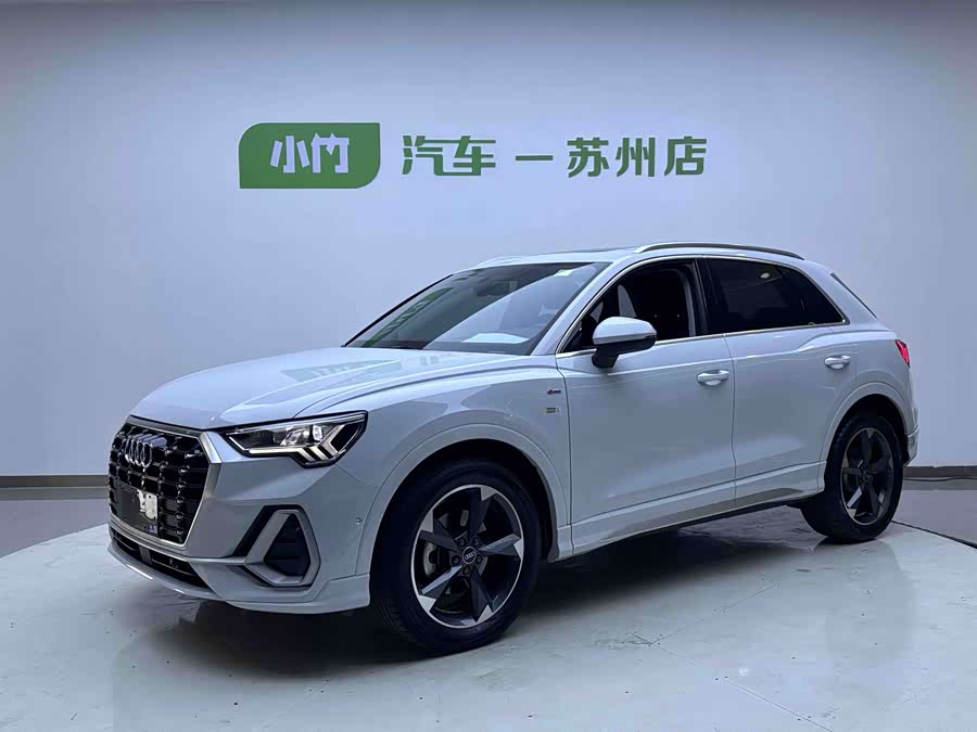 Audi Q3 35 TFSI Fashion Zhiya