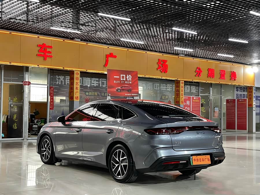 BYD Qin L DM-i 80 km Beyond