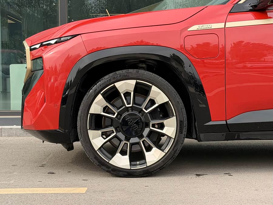 BMW XM Base