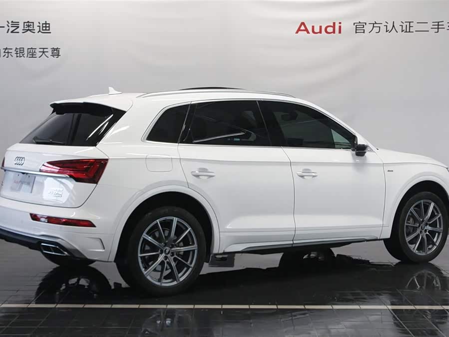 Audi Q5L 40 TFSI Style Sport