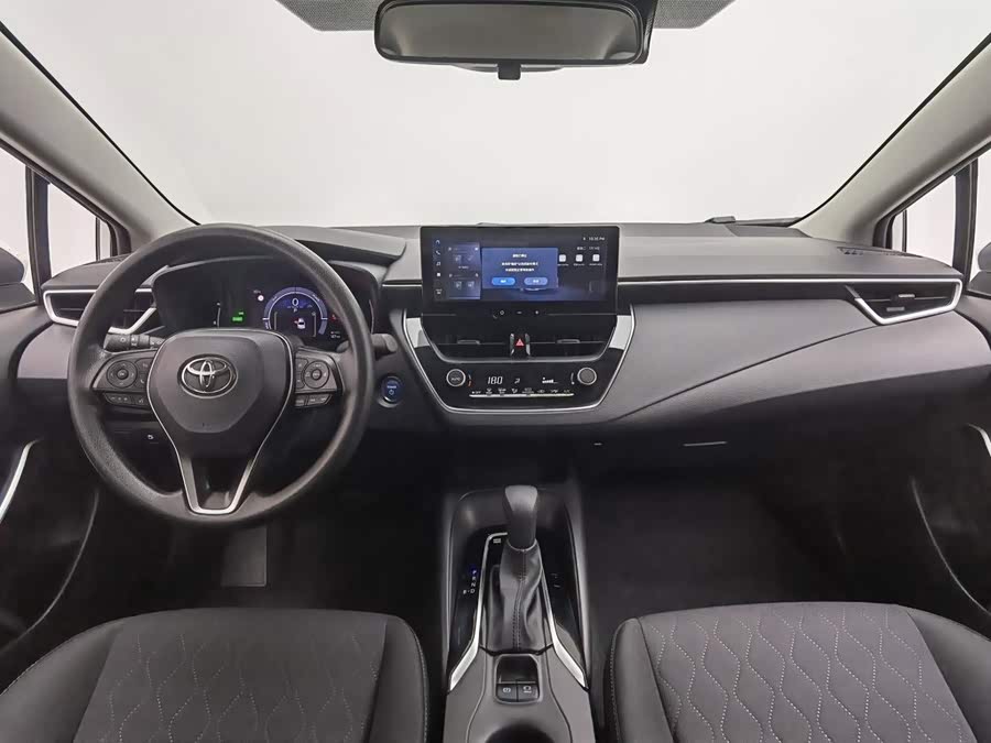 Toyota Corolla TNGA 1.5 CVT Pioneer