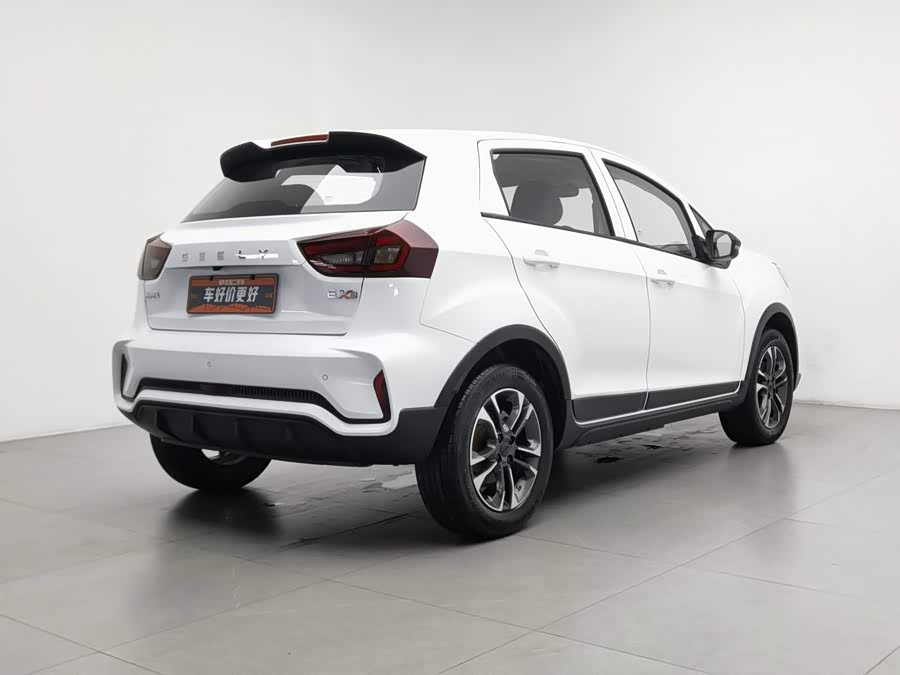 Geely EX3 Kung Fu Niu Jianqiang Niuniu