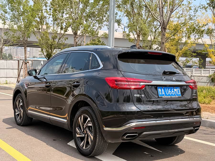 Hongqi HS5 2022