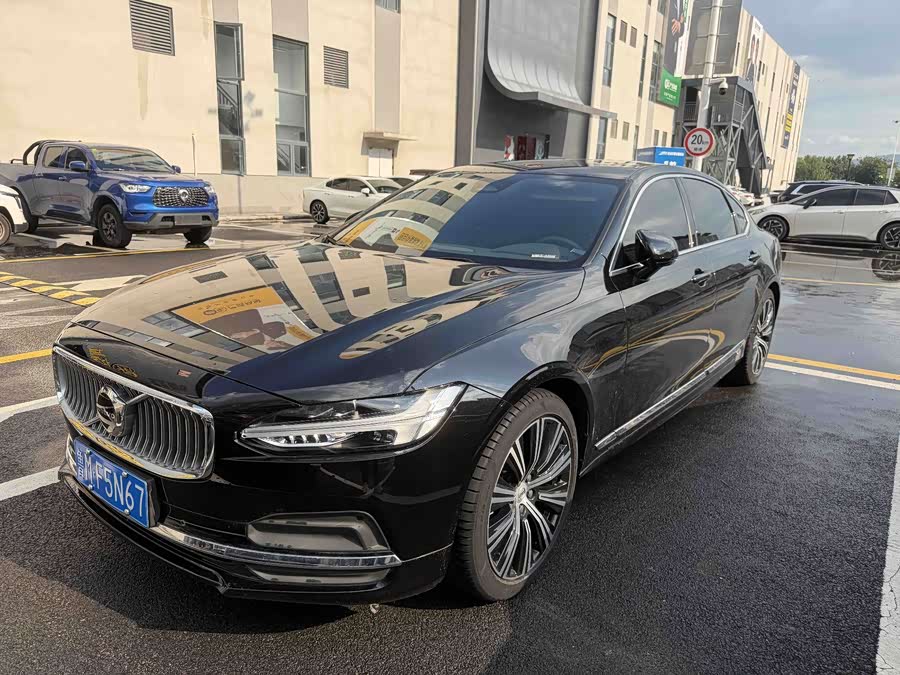 Volvo S90 B5 Zhiyuan Luxury