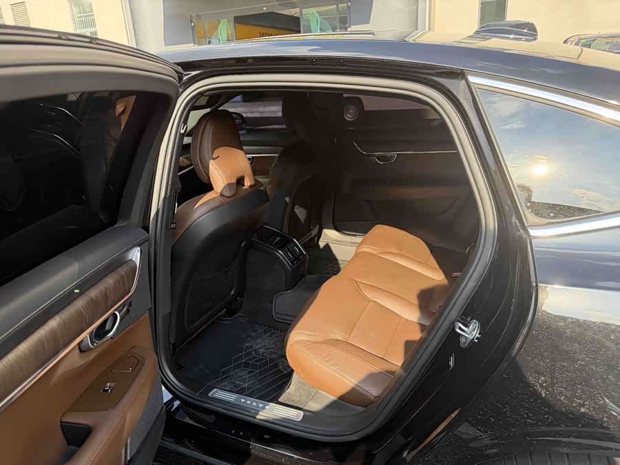 Volvo S90 B5 Zhiyuan Luxury