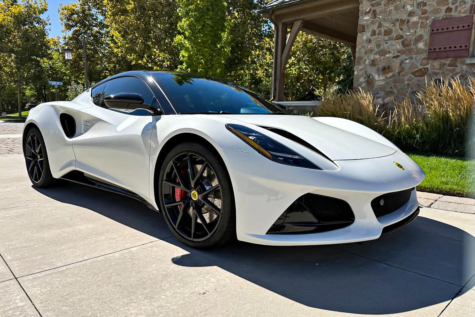 Lotus Emira