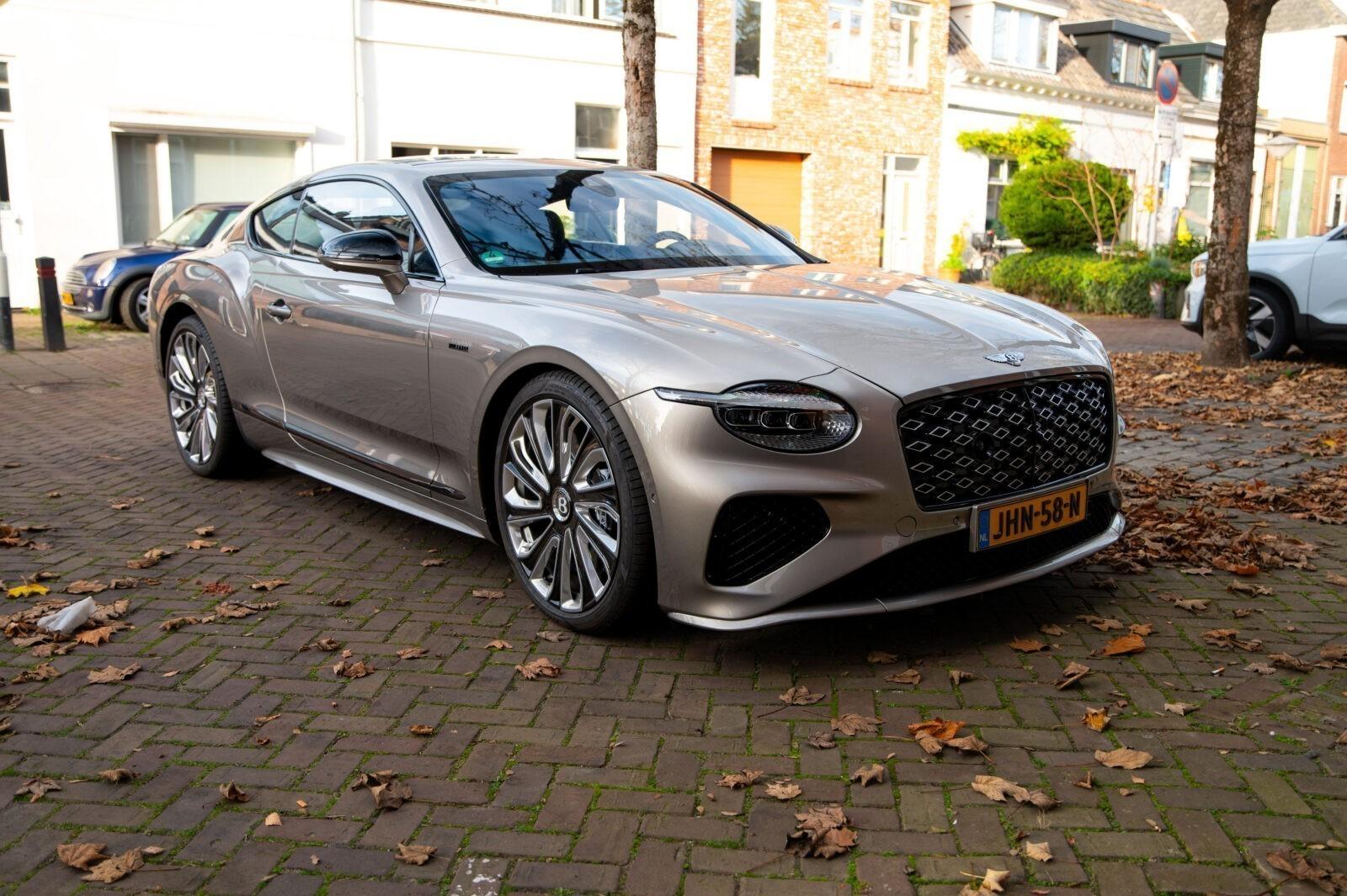  Bentley 