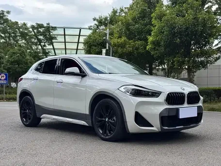 BMW X2 18i